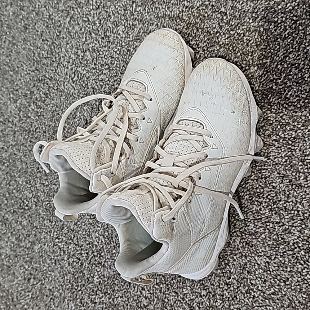 Under armour baseball cleats
